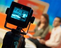 Τηλεπαρουσιαστής σε τοπικό σταθμό της Θεσσαλονίκης συνελήφθη για ληστεία και εκβίαση