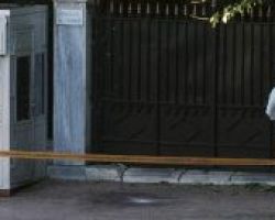 Τρομοκρατική επίθεση στην πρεσβεία της Γαλλίας: Τι βλέπουν οι Αρχές πίσω από το χτύπημα