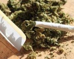 Συνέλαβαν δυο άτομα για διακίνηση ναρκωτικών στην Αριδαία