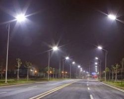Εργασίες Ηλεκτροφωτισμού στην Βορεια Παραποτάμια Εκταση της Φούστανης