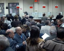 Δημοσκόπηση: Νέα μείωση των κύριων συντάξεων περιμένει το 96%