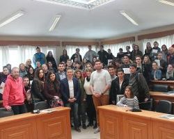ΟΛΛΑΝΔΟΙ ΜΑΘΗΤΕΣ ΕΠΙΣΚΕΦΘΗΚΑΝ ΤΟ ΔΗΜΟ ΑΛΜΩΠΙΑΣ