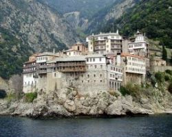 Η Περιφέρεια Κεντρικής Μακεδονίας εισάγει το Άγιον Όρος σε νέα ενεργειακή εποχή με την αξιοποίηση των ανανεώσιμων πηγών ενέργειας