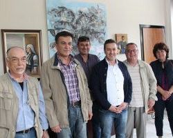 ΣΥΝΑΝΤΗΣΗ ΤΟΥ ΔΗΜΑΡΧΟΥ ΑΛΜΩΠΙΑΣ κ. ΔΗΜΗΤΡΗ ΜΠΙΝΟΥ ΜΕ ΕΚΠΡΟΣΩΠΟΥΣ ΤΟΥ ΣΥΛΛΟΓΟΥ ΑΠΟΓΟΝΩΝ ΜΑΚΕΔΟΝΟΜΑΧΩΝ ΕΔΕΣΣΗΣ ΚΑΙ ΑΛΜΩΠΙΑΣ «Ο ΠΑΥΛΟΣ ΜΕΛΑΣ»