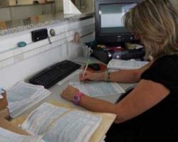 Εκκαθαριστικό και ΕΦΚΑ βάζουν «φωτιά» στα εισοδήματα των φορολογουμένων