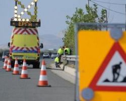 Εργασίες συντήρησης στην περιφερειακή οδό Θεσσαλονίκης και επί της οδού Λαγκαδά