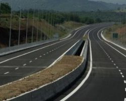 Σε πλήρη εξέλιξη τα έργα αποκατάστασης στο οδικό δίκτυο της Περιφερειακής Ενότητας Σερρών