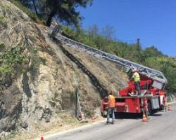 Τοποθέτηση πλέγματος στην Επαρχ. Οδό Έδεσσας – Αριδαίας