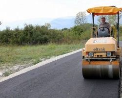 Ολοκληρώθηκε η ασφαλτόστρωση αγροτικής οδοπιίας στη Θηριόπετρα