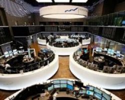 Πιέσεις στα ευρωπαϊκά χρηματιστήρια – Άνοδος για το ευρώ