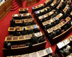 Σήμερα η πρώτη συνεδρίαση της προανακριτικής για την υπόθεση Novartis