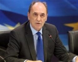 Σταθάκης: 1.500 νοικοκυριά θα υπαχθούν στο ειδικό ταμείο επανασύνδεσης ρεύματος