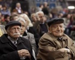 ΟΓΑ: Πρόσκληση προς ανασφάλιστους υπερήλικες να υποβάλουν αίτηση κοινωνικού μερίσματος