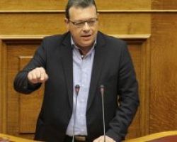 Φάμελλος: «ΝΔ και ΠΑΣΟΚ έπαιζαν “Μονόπολη” με τους δανειστές στην πλάτη των Ελλήνων πολιτών»