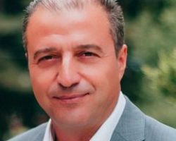 Οι πλειστηριασμοί  είναι η απληστία τους για εξουσία.