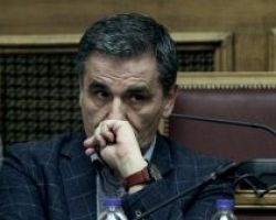 Πλειστηριασμοί: Κόντρα με τους δανειστές για την 1η κατοικία