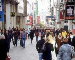 Πάνω από 80.000 έλεγχοι την Κυριακή από την ΕΛ.ΑΣ.: 7 συλλήψεις και αναστολή λειτουργίας σε 12 καταστήματα