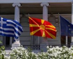 Το βέτο Ιβανόφ στο erga omnes πάει πίσω τη λύση στο Μακεδονικό