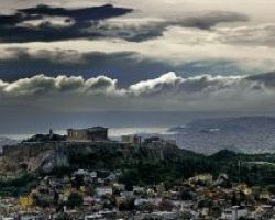 Πιθανή έξοδο της Ελλάδας από την ευρωζώνη “βλέπει” και πάλι η EIU