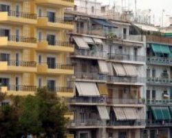 Νέο χαράτσι σε όσους νομιμοποίησαν αυθαίρετα – Ποιοι θα πληρώσουν αναδρομικά δημοτικά τέλη για μια πενταετία