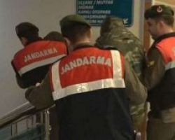 Καθαρά τα κινητά των Ελλήνων στρατιωτικών που κρατούνται για 12η ημέρα