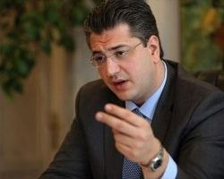 Τζιτζικώστας «Η Ελλάδα δεν χωρίζεται σε Βορρά και Νότο, οι Έλληνες είμαστε και πρέπει να μείνουμε ενωμένοι»