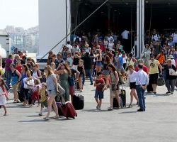 Κοινωνικός Τουρισμός: Δωρεάν διακοπές από ΟΠΕΚΑ, ΟΑΕΔ και υπουργείο Τουρισμού για 829.000 ωφελούμενους