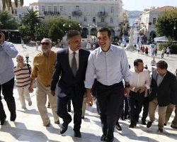 Αύξηση κατώτατου μισθού κι επαναφορά συλλογικών συμβάσεων προανήγγειλε ο πρωθυπουργός