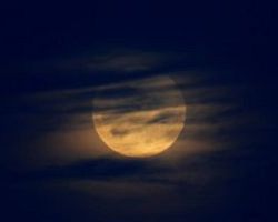 Super Blood Wolf Moon: Εντυπωσίασε η πρώτη πανσέληνος του έτους