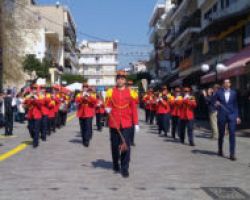 Παρέλαση Γιαννιτσών: Καταχειροκροτήθηκε η Φιλαρμονική ορχήστρα στο άκουσμα του «Μακεδονία ξακουστή» (εικόνες)