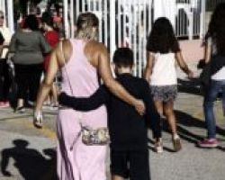 Αλλάζουν όλα σε γονικές άδειες και μειωμένο ωράριο εργασίας στο Δημόσιο