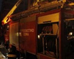 Περίεργοι εμπρησμοί στην Αξιούπολη σε πρατήριο καυσίμων και βυτιοφόρο (βίντεο)