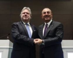 Συνάντηση Κατρούγκαλου – Τσαβούσογλου στο περιθώριο της Συνόδου στο Ελσίνκι