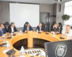 Επίσκεψη του Π. Καμμένου στο γήπεδο του ΠΑΟΚ: Τροπολογία για όλο το χωροταξικό πριν τις εκλογές