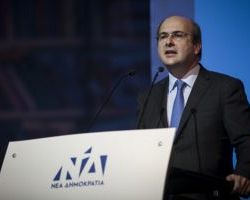 ΧΑΤΖΗΔΑΚΗΣ: Η ΑΥΞΗΣΗ ΜΙΣΘΩΝ ΘΑ ΕΡΘΕΙ ΜΕΣΩ ΤΩΝ ΕΠΕΝΔΥΣΕΩΝ