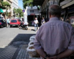 120 δόσεις: 76.000 αιτήσεις σε μια μέρα