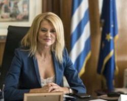 Θεοδώρα Τζάκρη – Παρέμβαση για το νομοσχέδιο του ΥΠΕΣ για την αναμόρφωση των νομικών προσώπων των ΟΤΑ Α’ και Β’ Βαθμού