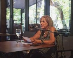 Σε συγκινησιακό κλίμα η απολογιστική εκδήλωση της Αν. Αντιπεριφερειάρχη Πέλλας     Αθηνά Αθανασιάδου – Αηδονά: «Η Πέλλα και οι άνθρωποι της είναι μέσα στην καρδιά μου»