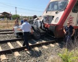 Νεκρή έγκυος γυναίκα μετά από σύγκρουση αυτοκινήτου με τρένο στα Διαβατά