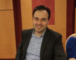 Τρίκαλα: Ο δήμαρχος ζήτησε συγγνώμη για ταλαιπωρία από έργα και τους κάνει δώρο για 4 μήνες το νερό