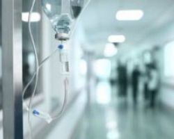 «Πόλεμος» στα νοσοκομεία της Θεσσαλονίκης: Ασταμάτητη ροή κρουσμάτων -Ανεμβολίαστοι 9 στους 10 στις ΜΕΘ