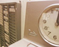 Κάρτα Εργασίας: Ερχεται το ηλεκτρονικό απουσιολόγιο -Πώς θα λειτουργήσει, τι θα καταγράφει