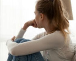 Ερευνα: Η καθιστική ζωή των εφήβων συνδέεται με αυξημένο κίνδυνο κατάθλιψης