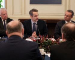 Αρση μέτρων, τι λέει το προσχέδιο: Από 4 Μαΐου έως 5 Ιουνίου θα ανοίγουν σταδιακά τα καταστήματα -Τι θα γίνει με παραλίες, ξενοδοχεία