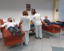 Με επιτυχία ολοκληρώθηκε η πρώτη οργανωμένη αιμοδοσία που διοργάνωσε ο Ναυτικός Όμιλος Γιαννιτσών με την Ομάδα Μαραθωνίου Γιαννιτσών