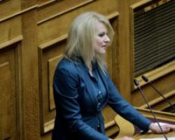 Τζάκρη: «Προτεραιότητα η ενίσχυση της άμυνας αλλά με θωράκιση του δημοσίου συμφέροντος»(ΒΙΝΤΕΟ)