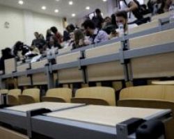 Οικολόγοι Πράσινοι: “Ολισθηρός ο κατήφορος στον οποίο οδηγεί η Κυβέρνηση την Παιδεία”