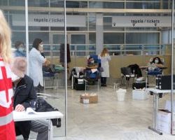 Μαζική η προσέλευση των πολιτών στη δράση εθελοντικής αιμοδοσίας της Περιφέρειας Κεντρικής Μακεδονίας