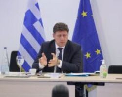 Πυρκαγιές στην Ελλάδα: Ο Βαρβιτσιώτης επικοινώνησε με τον Ρώσο υπουργό Μεταφορών για την ενίσχυση της βοήθειας