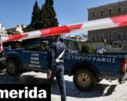 Αδεια τα μπιτόνια στο αγροτικό του άνδρα που απειλούσε να ανατιναχθεί στο Σύνταγμα -Είχαν λίγο νερό